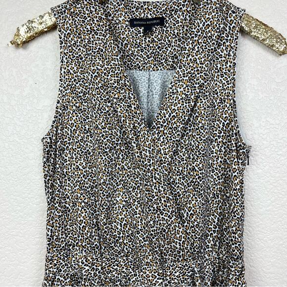 Banana Republic • Leopard Print Wrap Jumpsuit - Picture 5 of 15